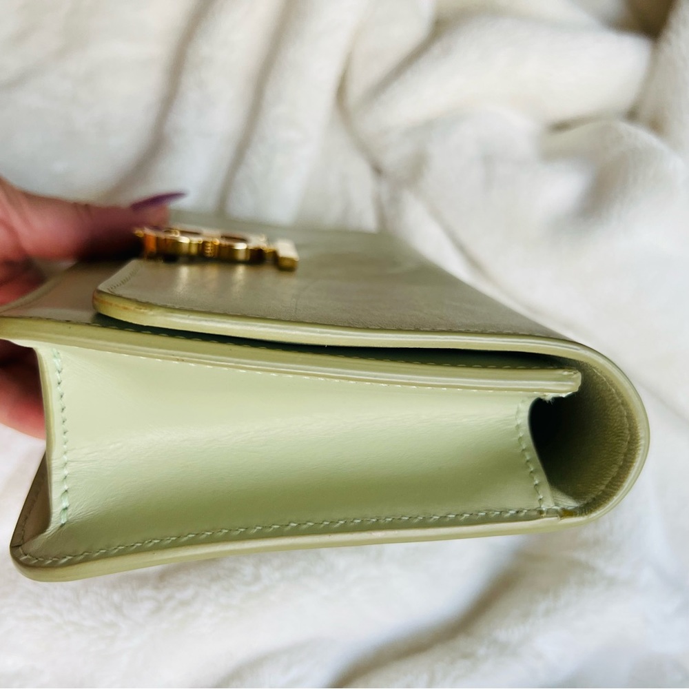 Burberry TB Flap Bag 💚 - Picture 16 of 16